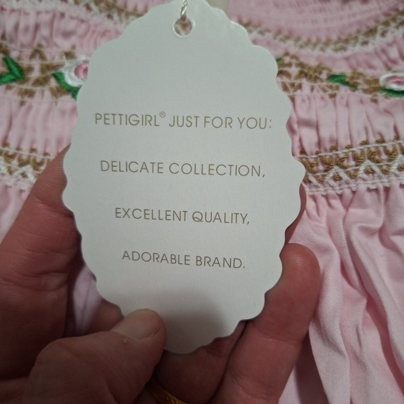 Adorable old fashioned toddler dress - Picture 9 of 9